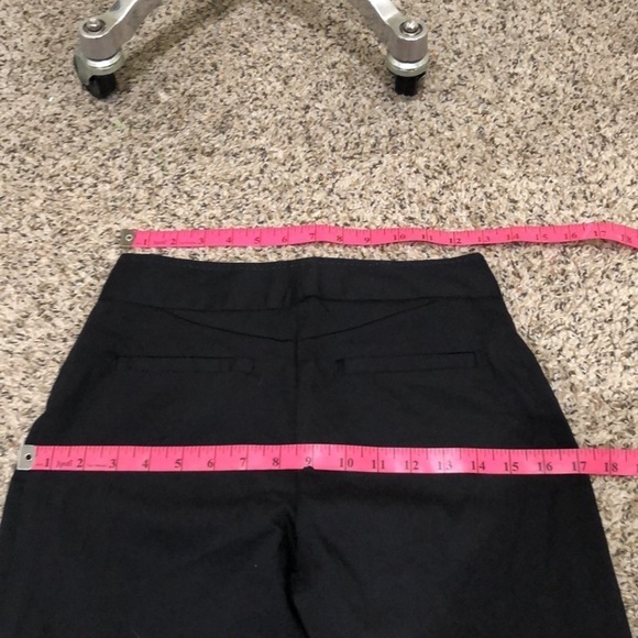 Anthropologie Elevenses Cropped Pants Size 0 Black Ruffle Hem - Picture 5 of 10